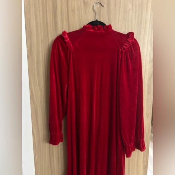 Vintage 80s JC Penney Medium Robe Long Red Velour 1/2 Zip Stretch Gown Robe - Picture 5 of 6